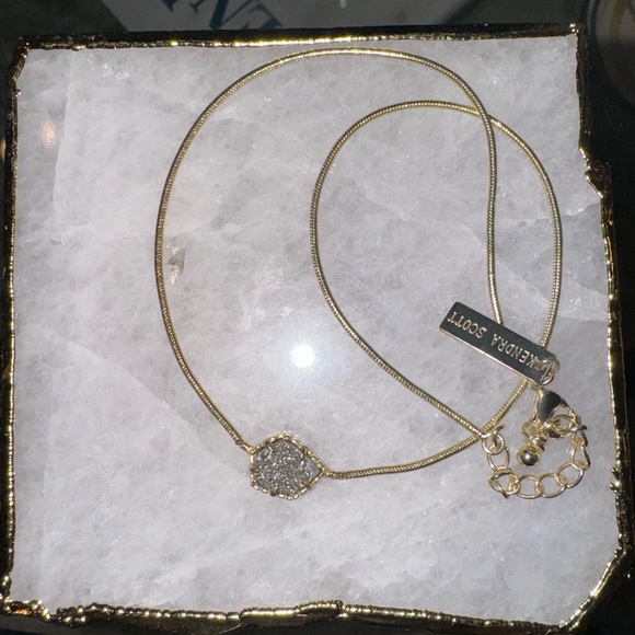 Kendra Scott - Mara Tess Necklace (retired) - Picture 6 of 6